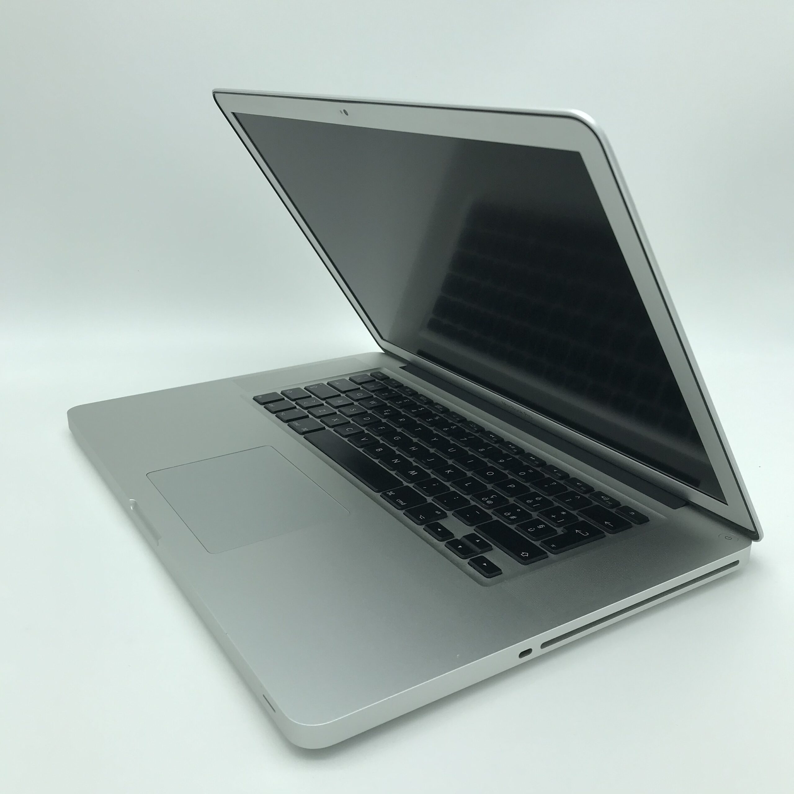 Apple MacBook Pro 15.4" HD intel® Quad-Core i7 2.5GHz Late 2011 (Ricondizionato) - immagine 7