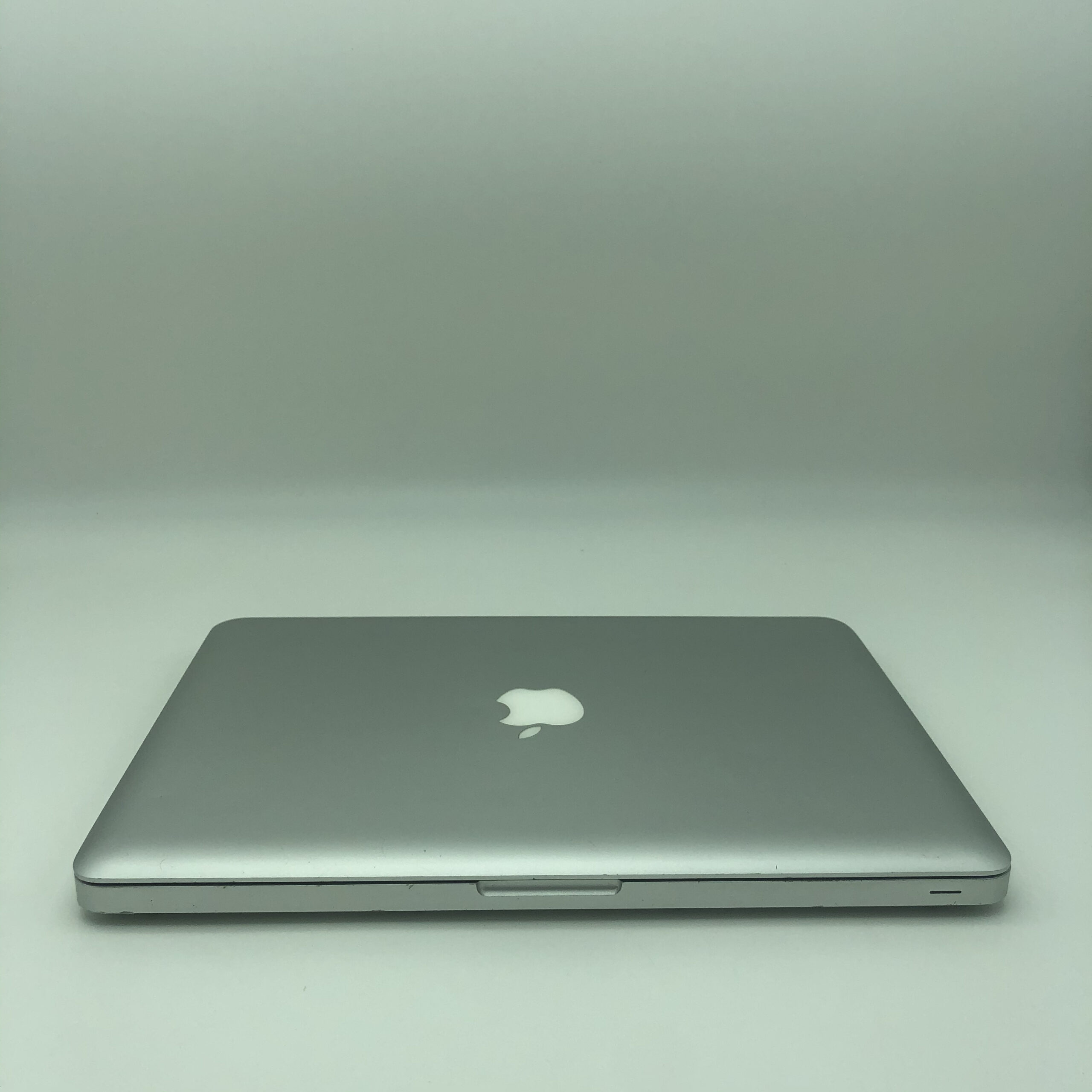 Apple MacBook Pro 13.3" intel® Core i5 2.4GHz Late 2011 (Ricondizionato) - immagine 2