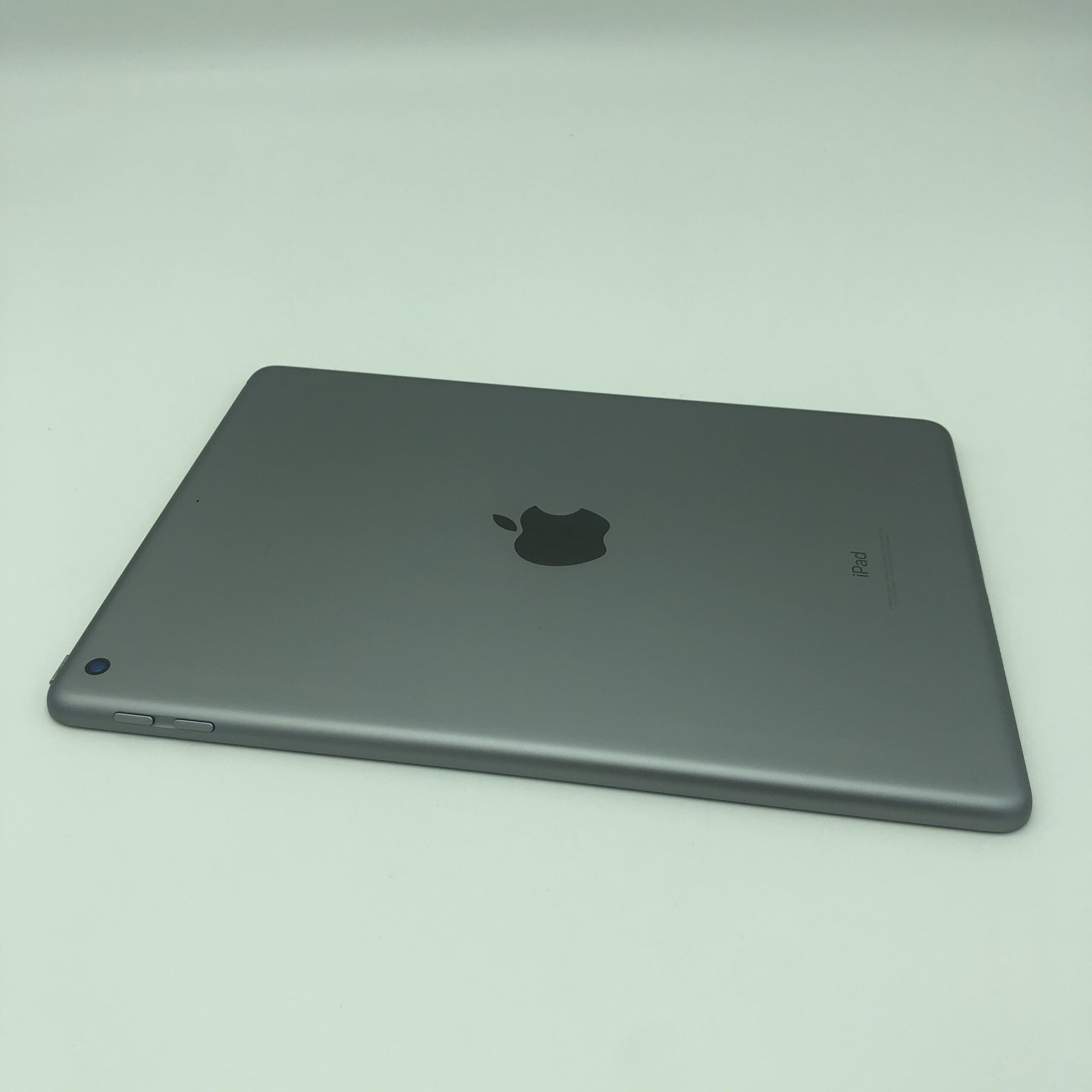 Apple iPad 9.7" (5a gen.) 32 GB Space Gray solo Wi-Fi (Ricondizionato) - immagine 4
