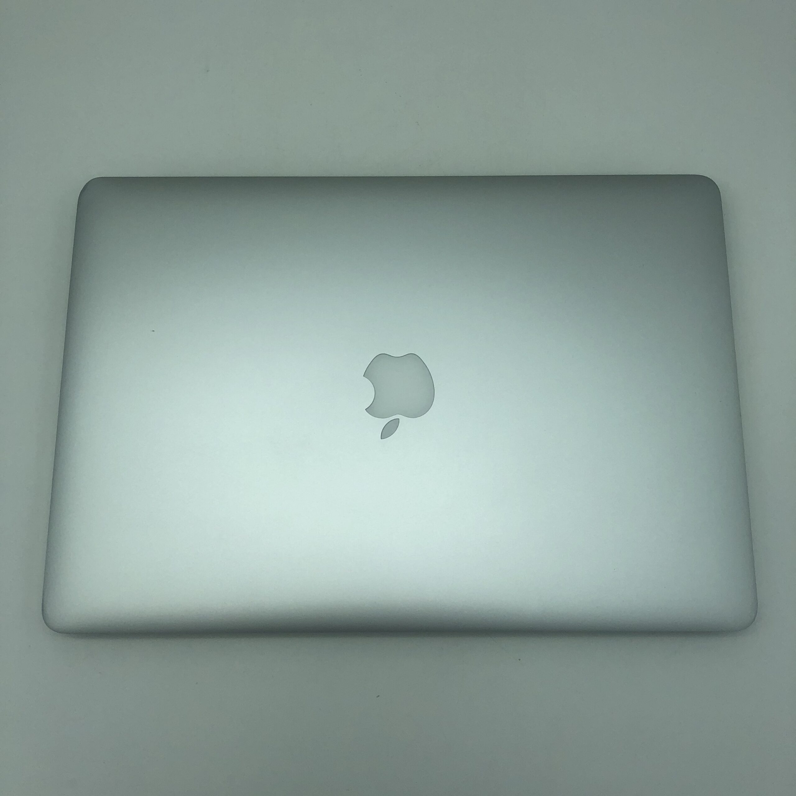 Apple MacBook Pro 15.4