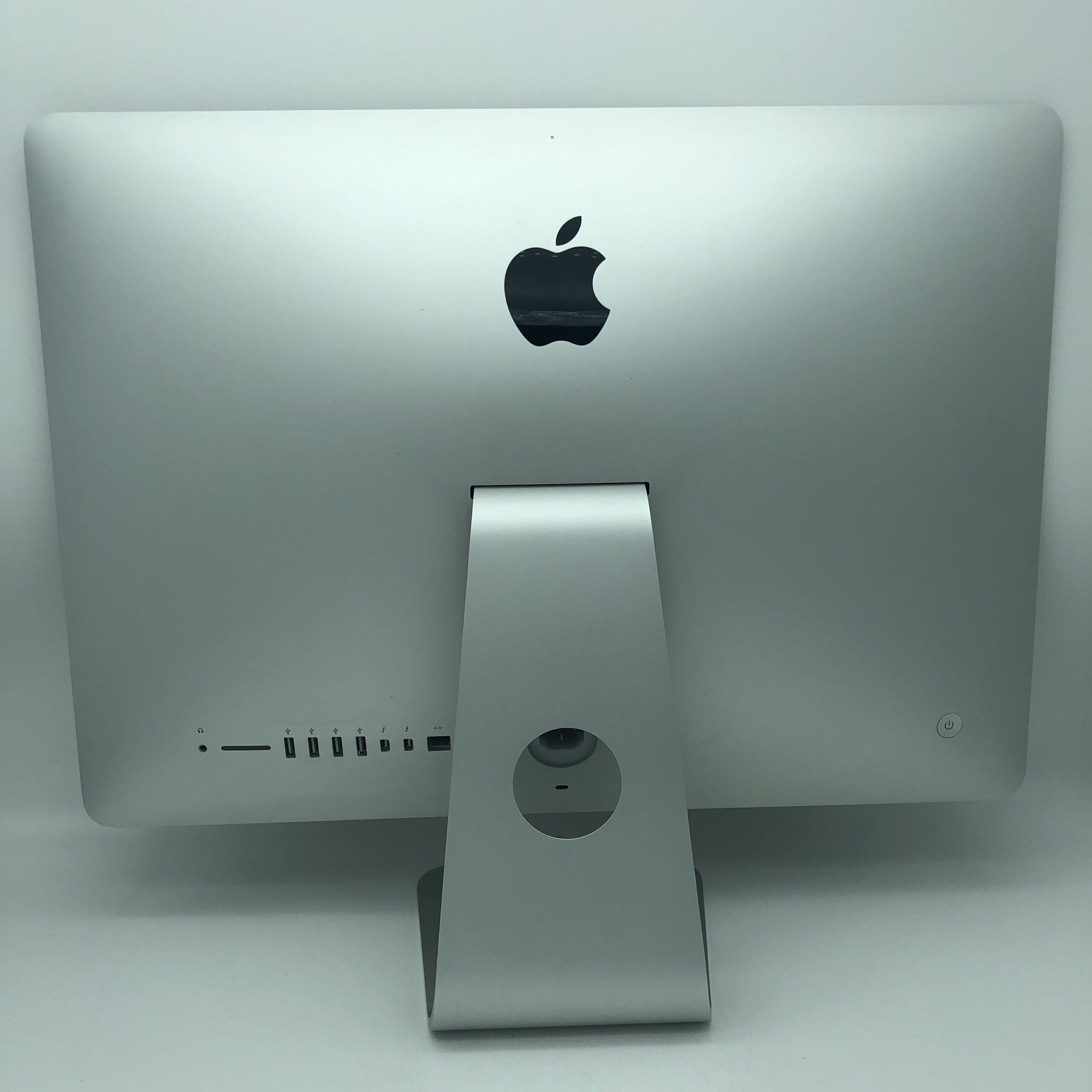 Apple iMac 21.5" Ricondizionato (intel® Quad-Core i5 2.7GHz, Late 2013) - Buono - immagine 4