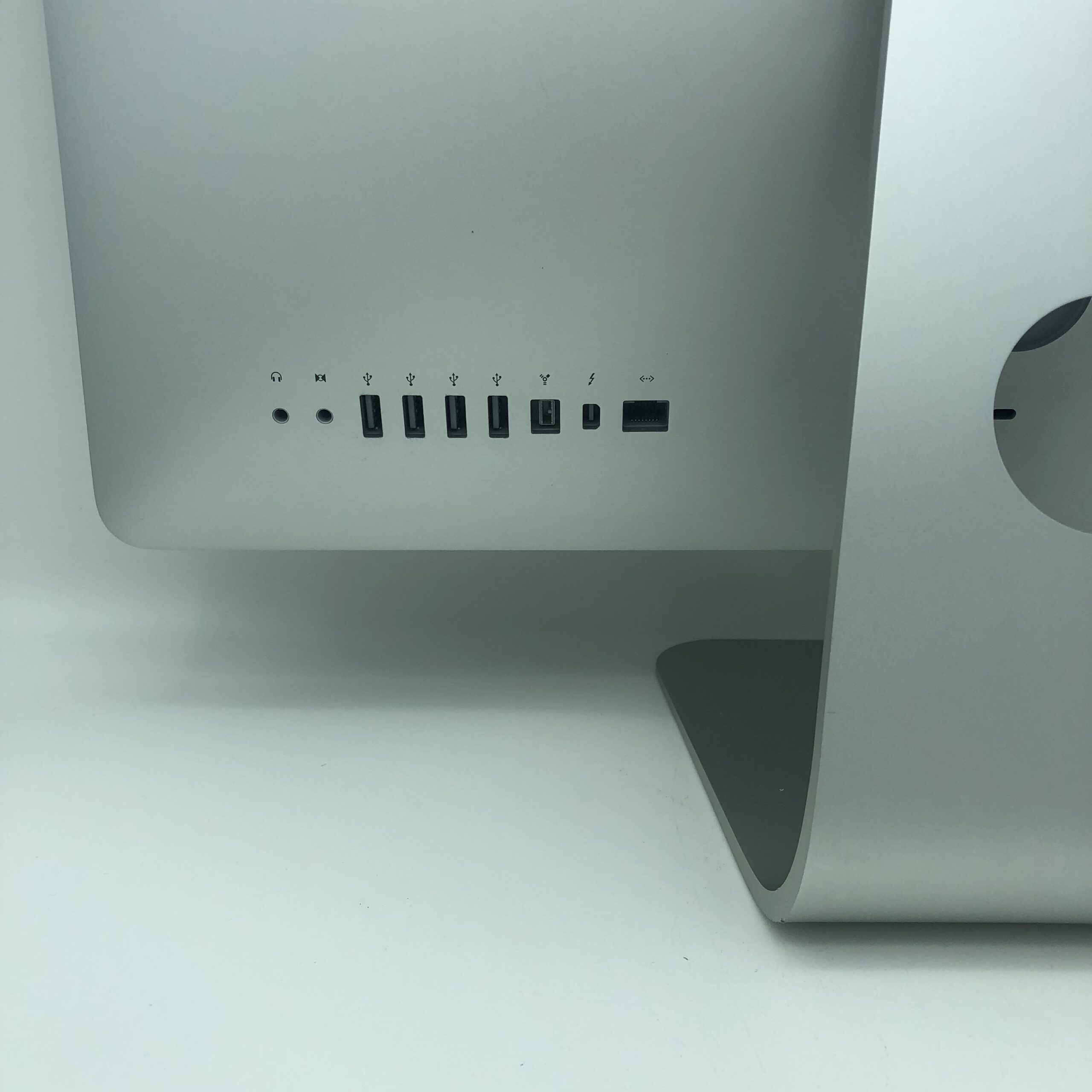 Apple iMac 21.5