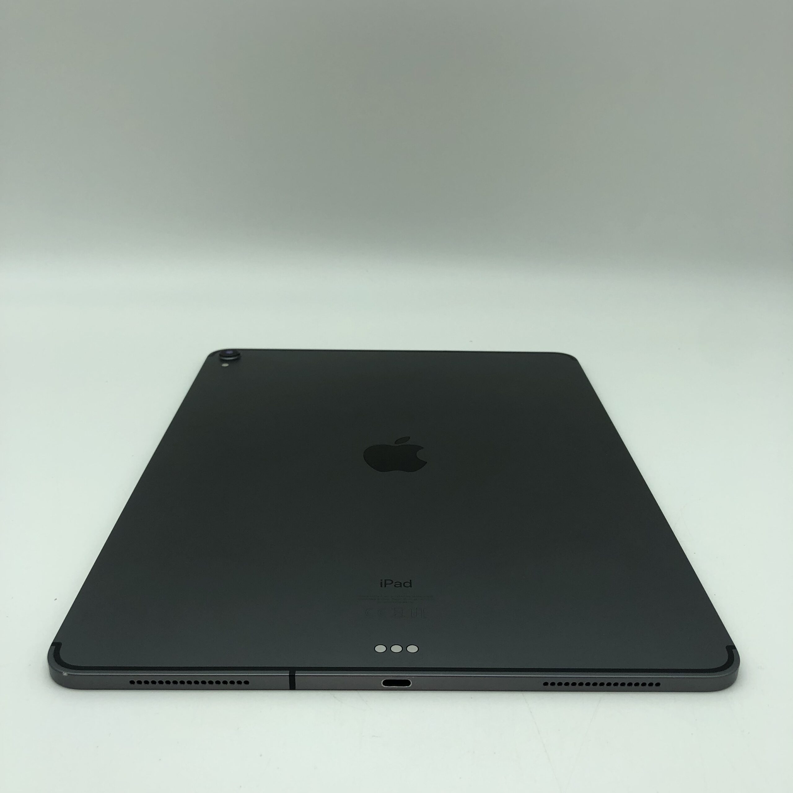 Apple iPad Pro 12.9" 3a generazione 512 GB Grigio Siderale Versione Wi-Fi + 4G LTE (Ricondizionato) - immagine 5