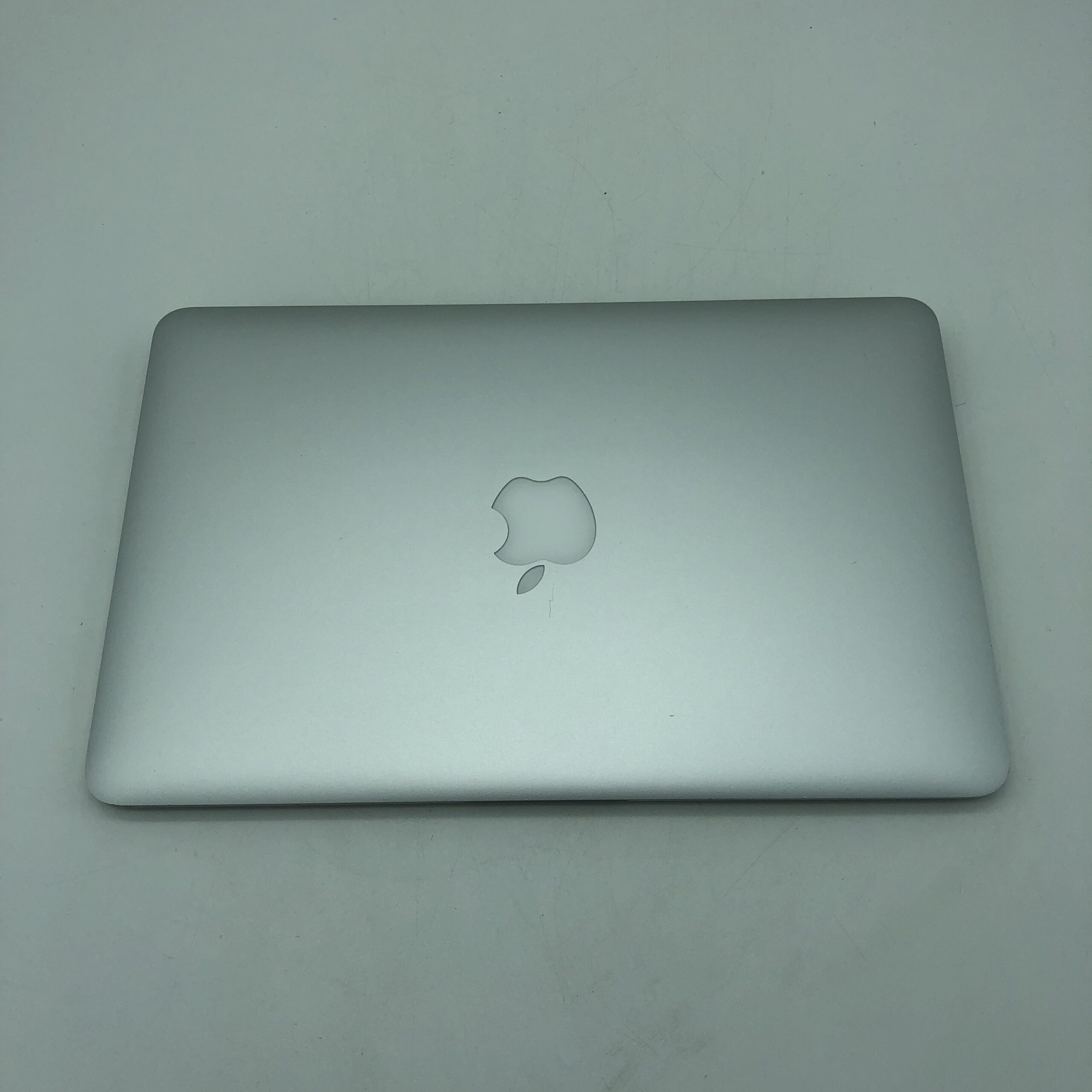 Apple MacBook Air 11.6" intel® Dual-Core i5 1.7GHz Mid 2012 (Ricondizionato) - immagine 2