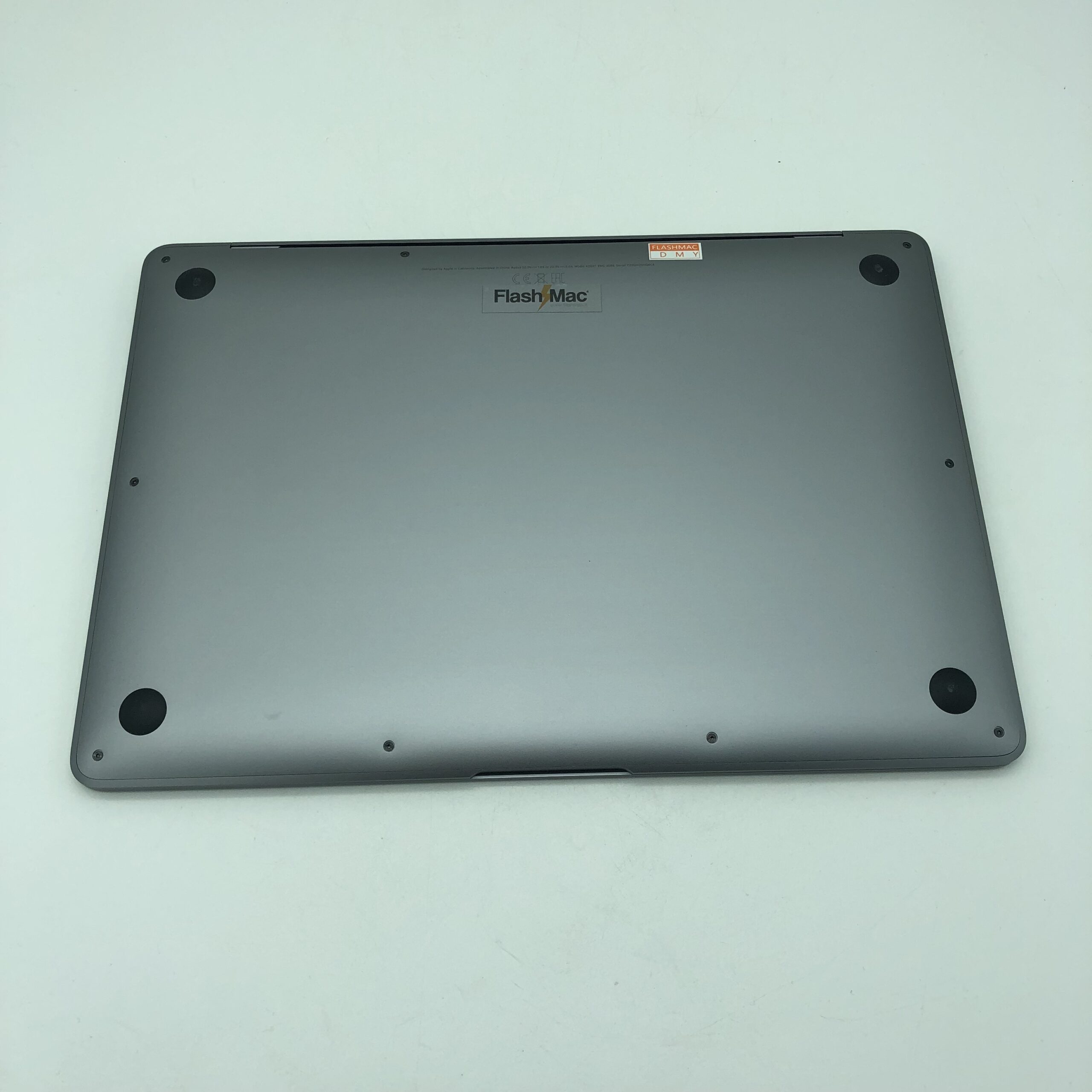 Apple MacBook Air 13.3" Retina Grigio Siderale Chip M1 8-Core 2020 (Ricondizionato) - immagine 6