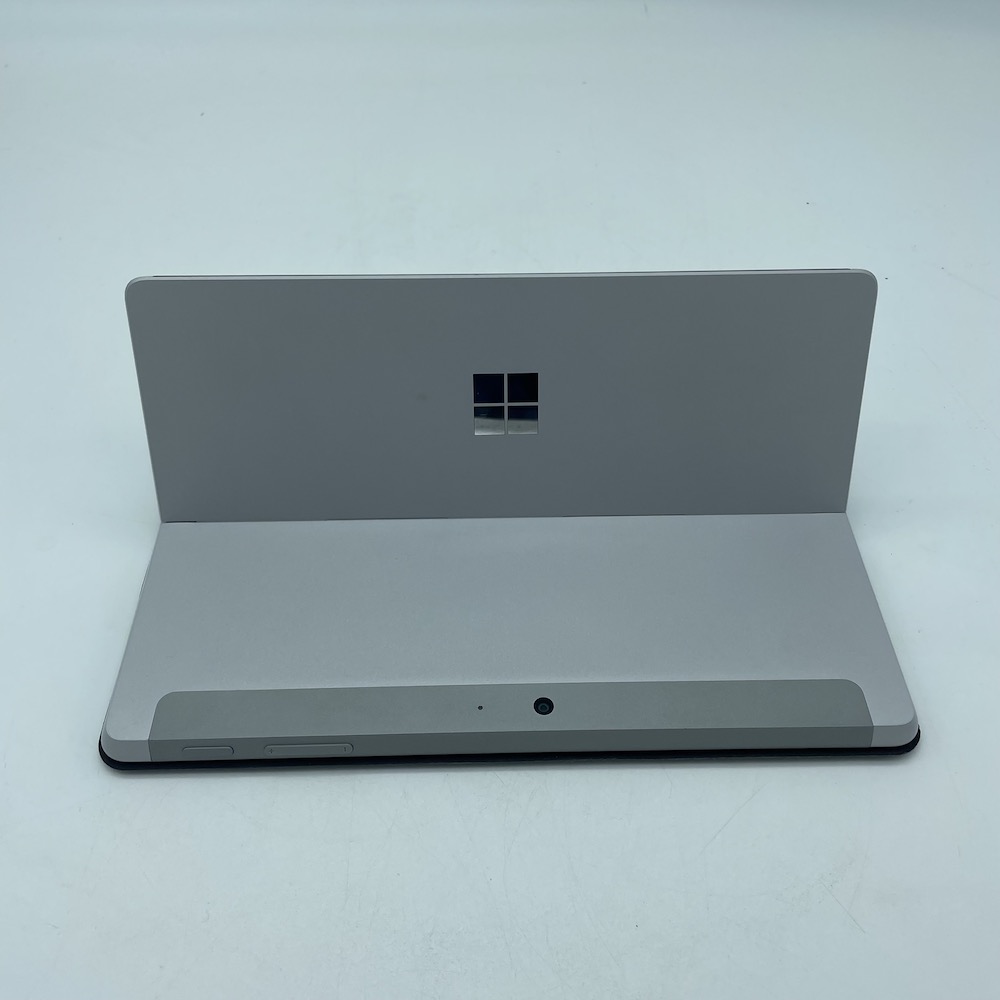 Microsoft Surface Go 10" - Intel® Pentium Gold® 1.6GHz (Ricondizionato) con Tastiera - Windows 10 - immagine 4