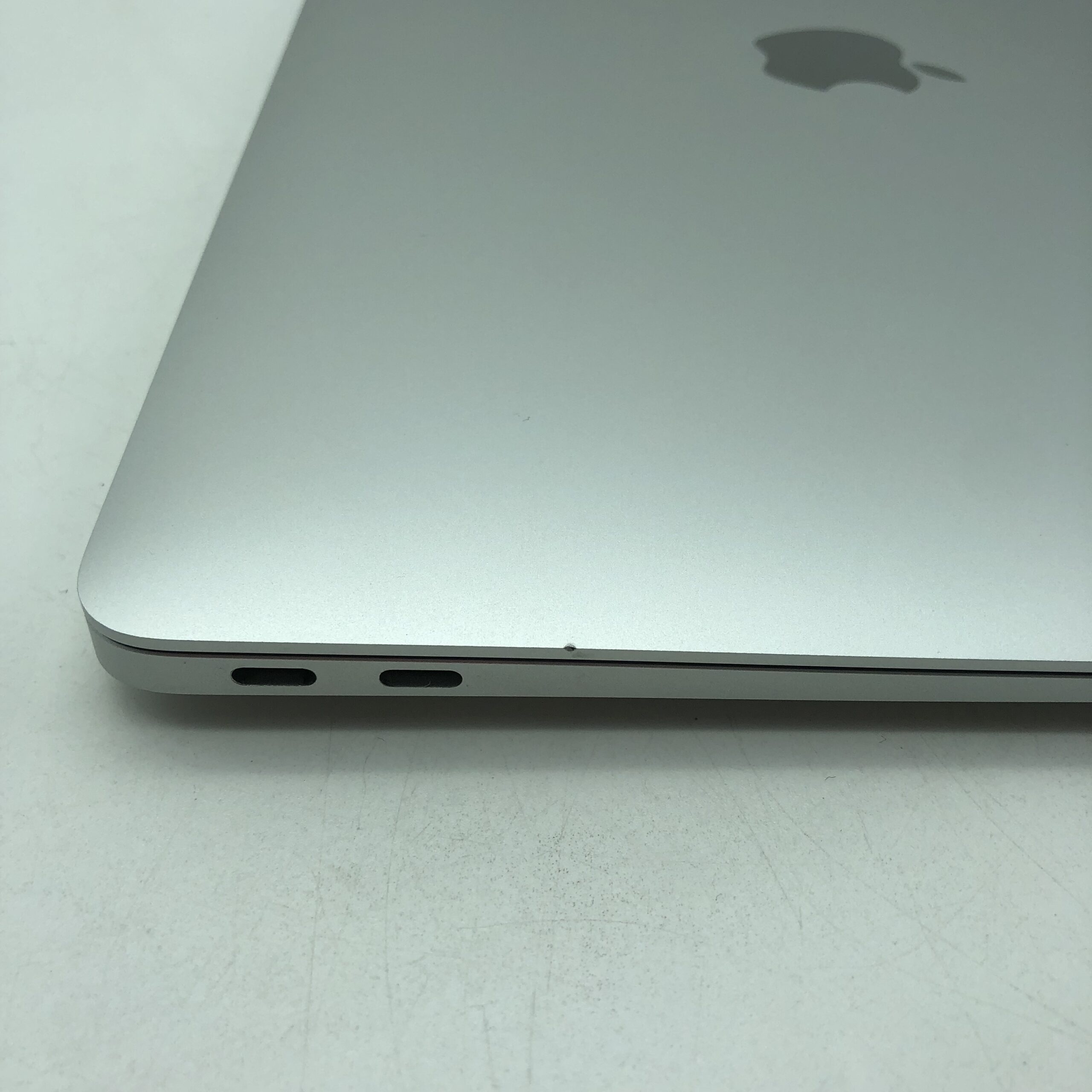 Apple MacBook Air M1 (2020, Argento) Ricondizionato - Eccellente - immagine 7