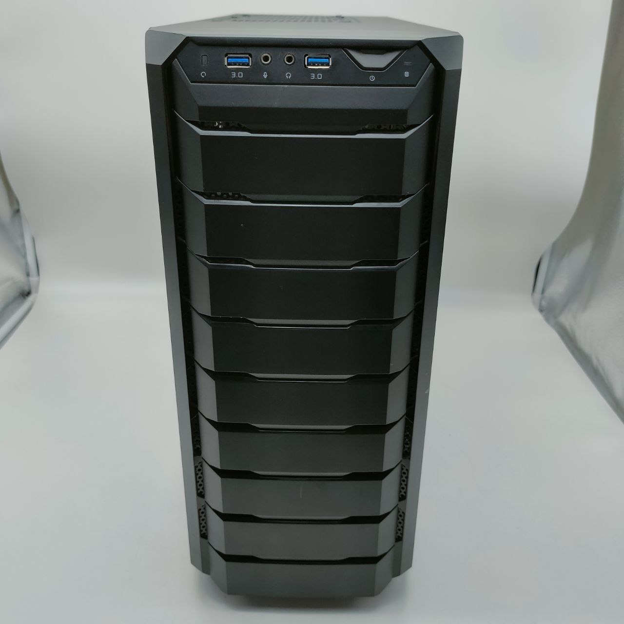 PC Gaming Ricondizionato MSI AK Rig (intel® Core i5 3.10 GHz, GTX 1070 Ti 8GB) - Windows 11 - Ottimo - immagine 8