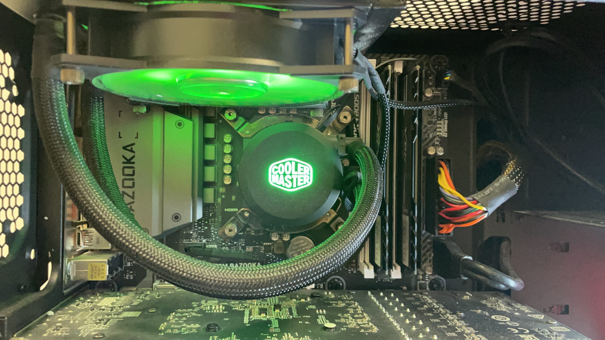 PC Gaming Ricondizionato MSI AK Rig (intel® Core i5 3.10 GHz, GTX 1070 Ti 8GB) - Windows 11 - Ottimo - immagine 11