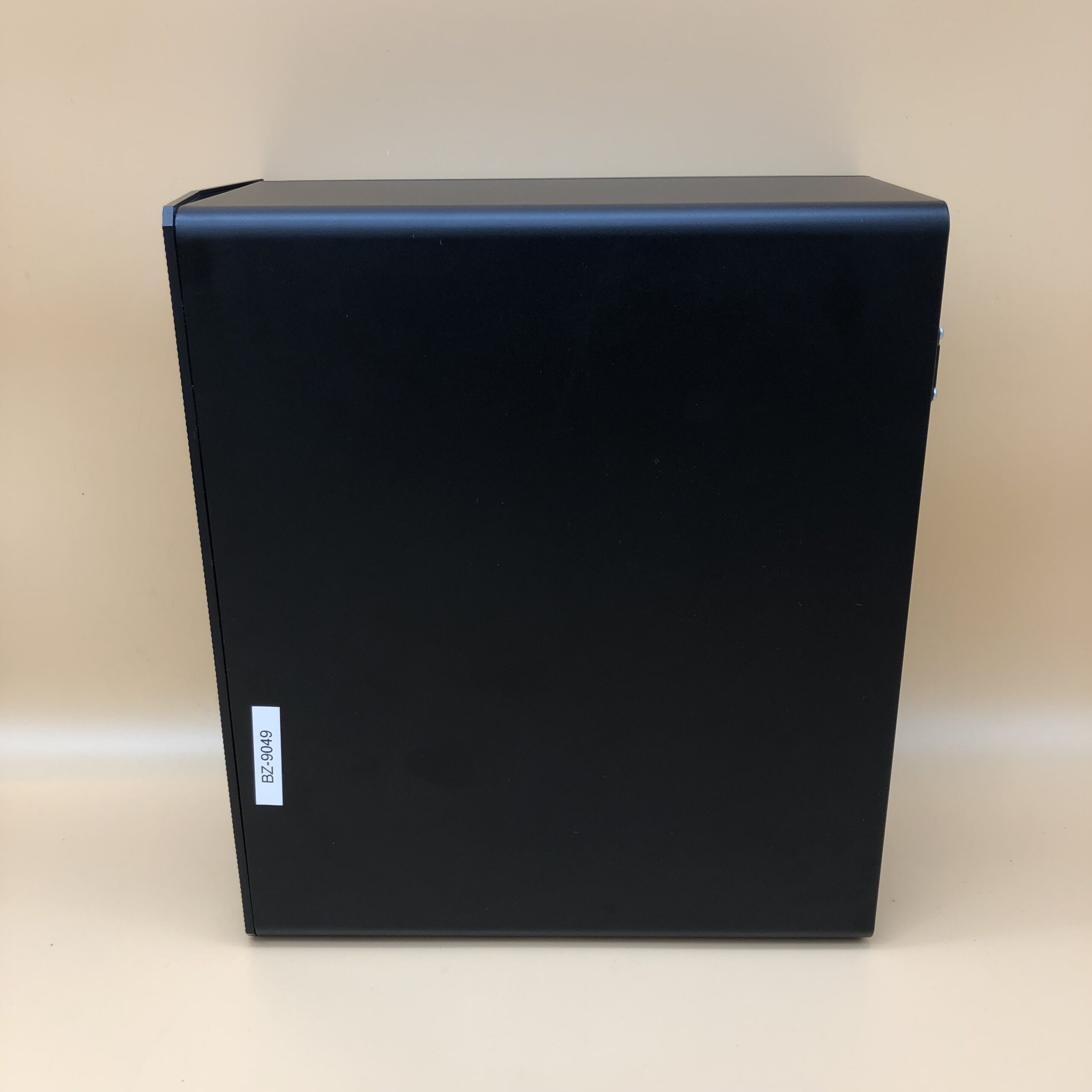 hp Pavilion Gaming Ricondizionato (Ryzen 5 6 core, 16GB, 512GB SSD, GTX 1650 4GB, WiFi) - Windows 11 - Eccellente 5 Condizioni: Grado A Display: Non presente Memoria: 16 GB RAM Storage: 512 GB SSD NVMe Grafica: GeForce GTX 1650 Super 4 GB Mouse: Incluso Tastiera: Inclusa, tedesca hp Pavilion Gaming Ricondizionato (Ryzen 5 6 core, 16GB, 512GB SSD, GTX 1650 4GB, WiFi) - Windows 11 - Eccellente - immagine 5