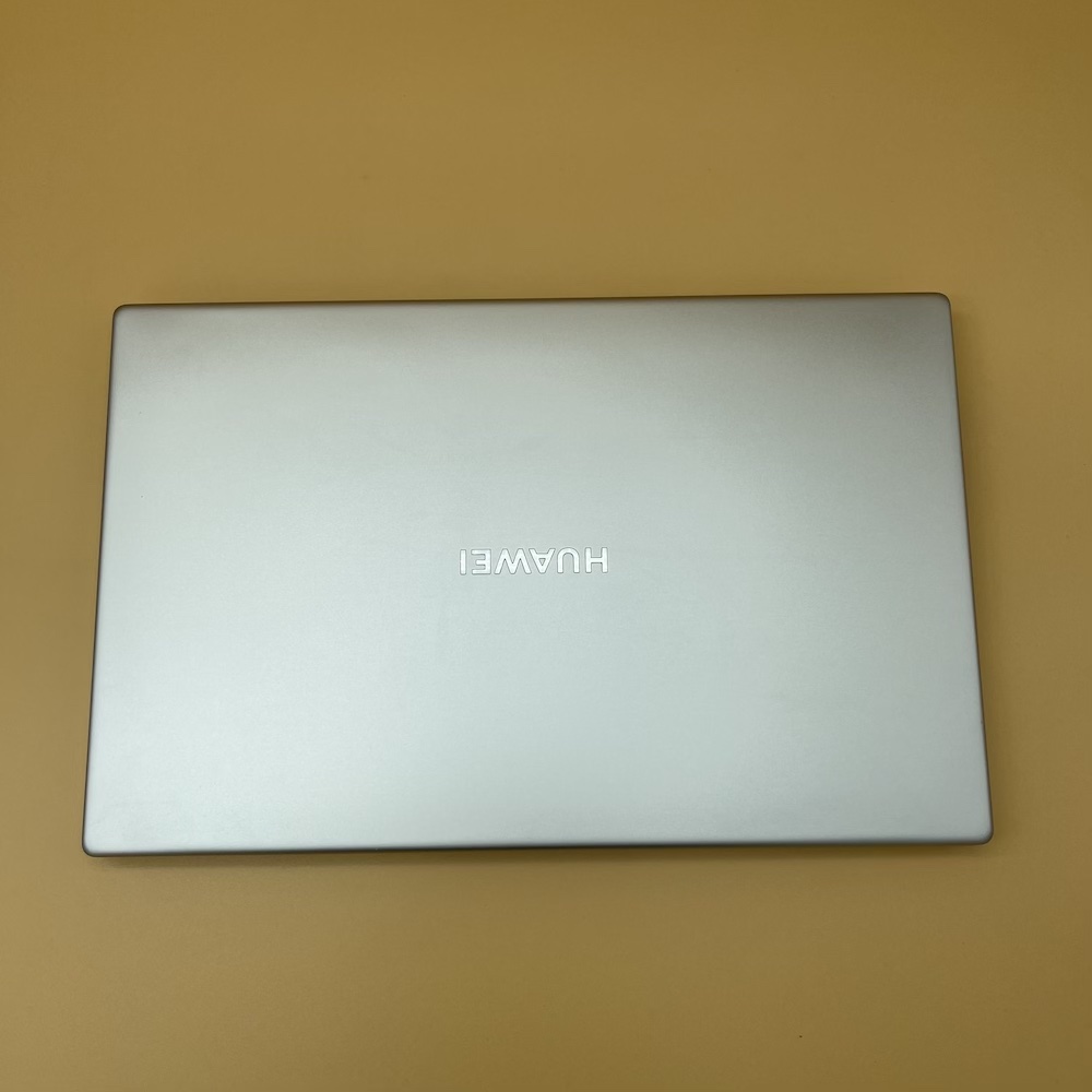 HUAWEI MateBook D15 Ricondizionato (15,6", Ryzen 5, 8GB, 512GB SSD, Silver) - Windows 11 - Eccellente - immagine 2