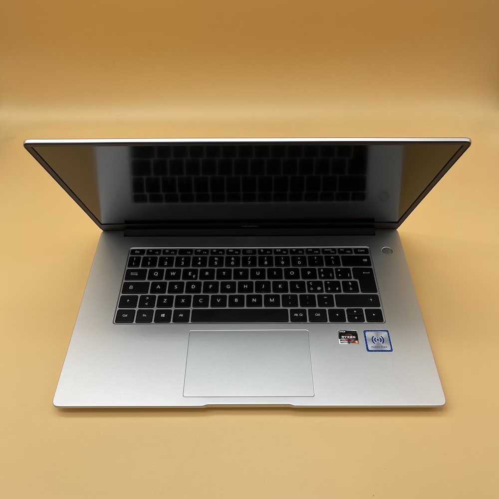 HUAWEI MateBook D15 Ricondizionato (15,6", Ryzen 5, 8GB, 512GB SSD, Silver) - Windows 11 - Eccellente - immagine 3