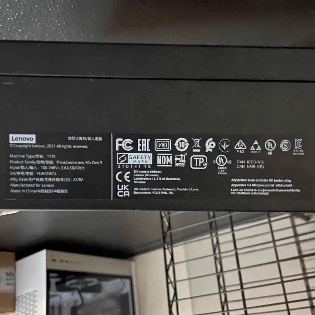 Lenovo ThinkCentre Neo 50s Gen 3 PC Desktop Ricondizionato (i5 6-core, 64GB, 1TB SSD) - Windows 11 - Eccellente - immagine 5