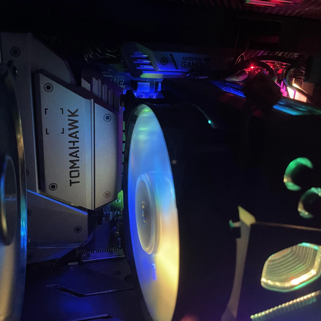 PC Gaming Ricondizionato MSI (i7 8-core, 16GB RAM, RTX 2080 8GB) - Windows 11 - Ottimo - immagine 6