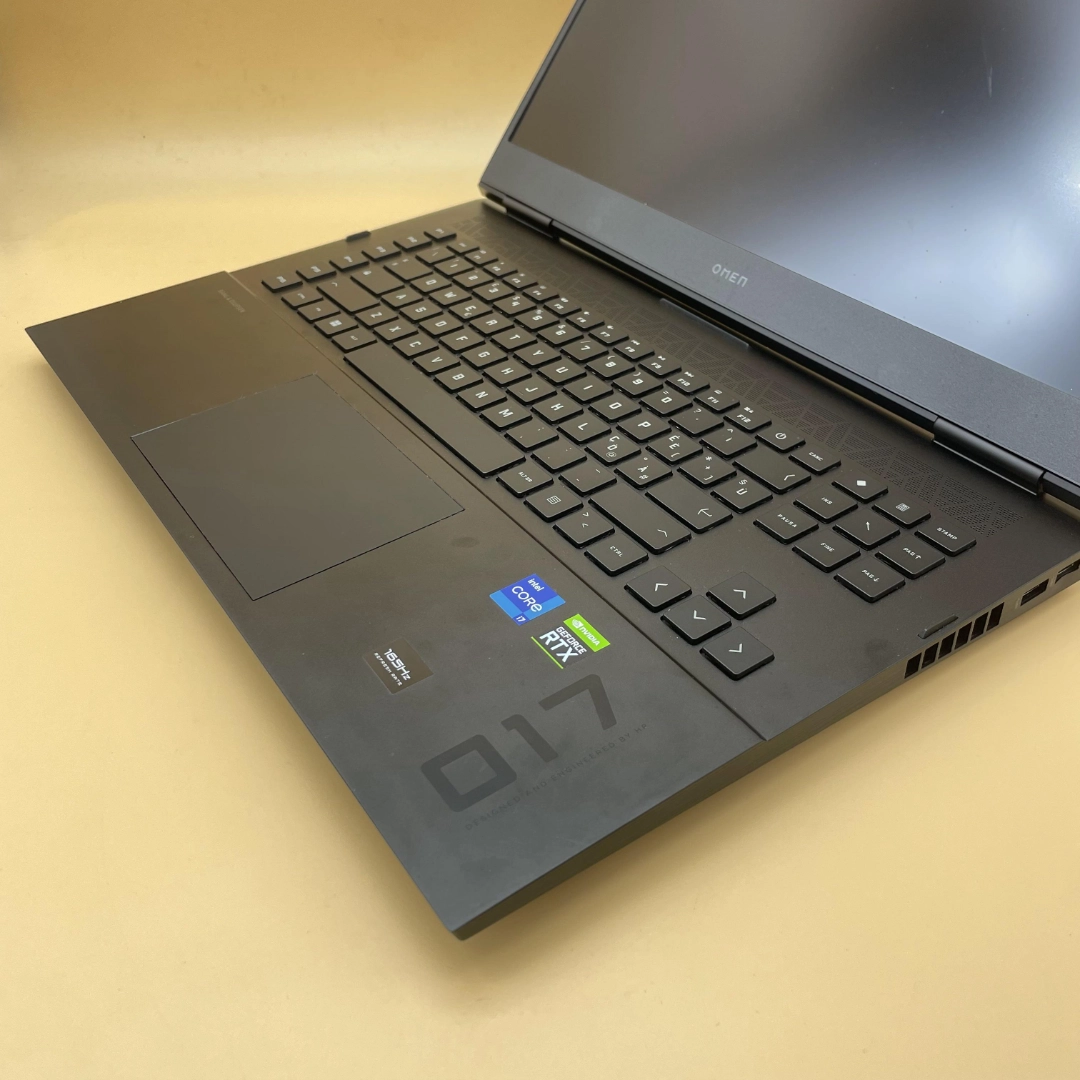 HP OMEN 17" Gaming Ricondizionato (i7 14-core, 16GB DDR5, RTX 3070 Ti 8GB) - Windows 11 - Eccellente - immagine 3