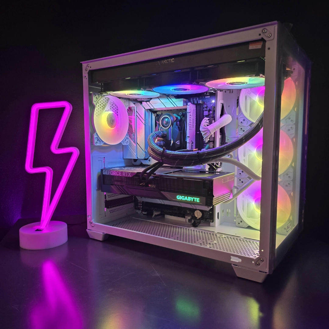 PC Gaming Ricondizionato Assemblato ROG STRIX (Ryzen 9 12-core, 32GB, RTX 4070 SUPER 12GB, 3TB) - Windows 11 - Eccellente - immagine 2