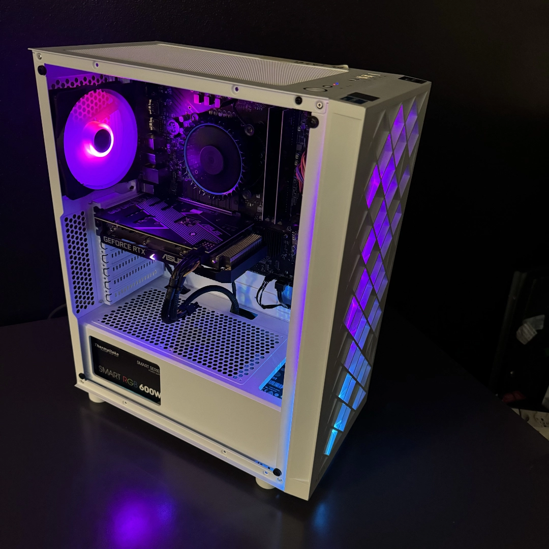 PC Gaming MSI (Intel i3 12100f 4-core, Radeon RX 6600 8GB, 16GB RAM, 1.5TB) - Windows 11 - Nuovo - immagine 2