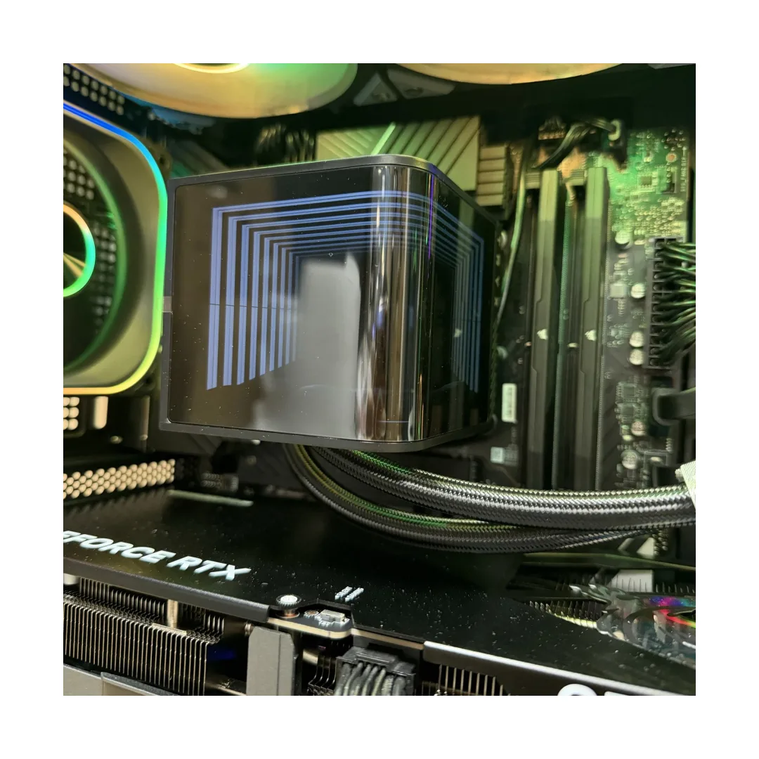 PC Gaming i9-13900K RTX 5070 Ti, dettaglio interno (foto reale)