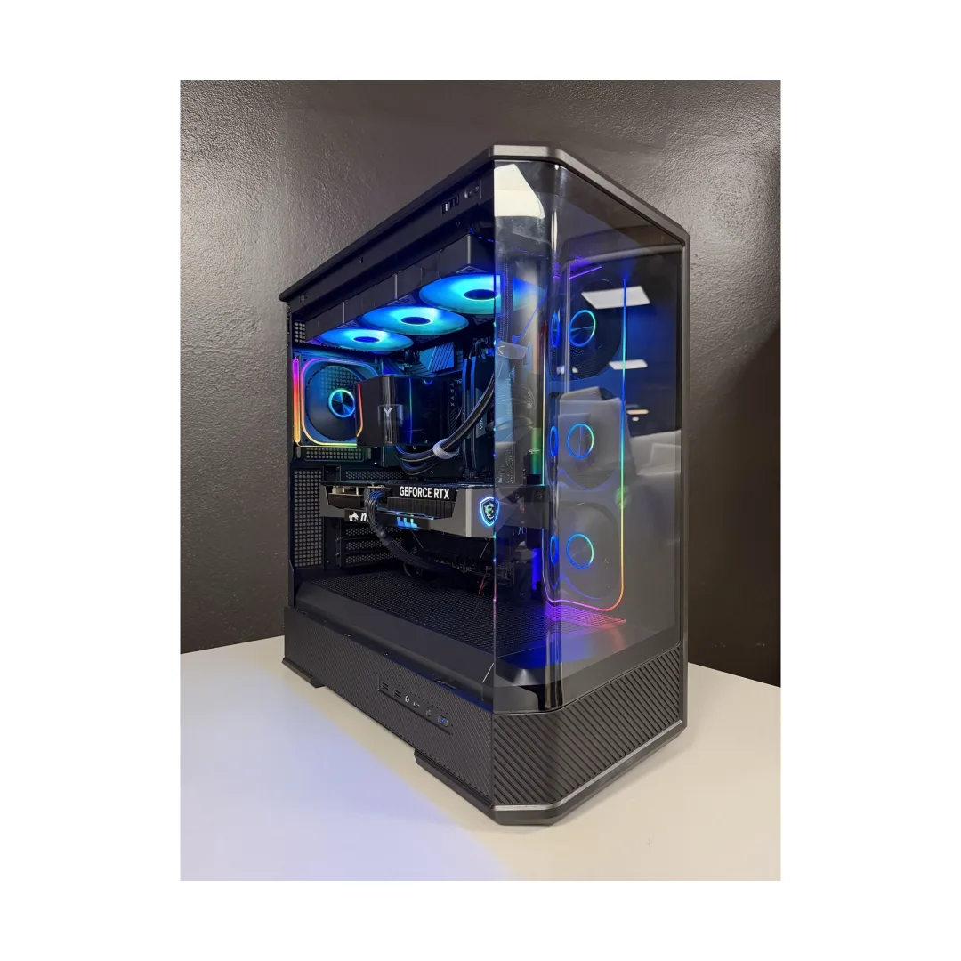 PC Gaming i9-13900K RTX 5070 Ti, foto reale